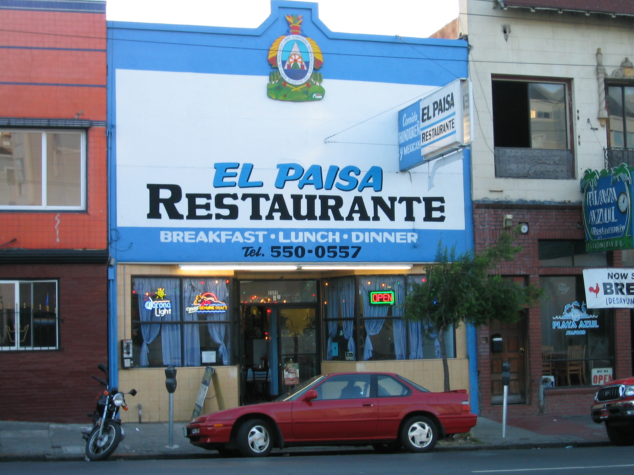El Paisa Restaurante Sign